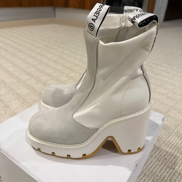 Maison Margiela MM6 White & Gray Boots Booties 38 8 - Picture 3 of 13